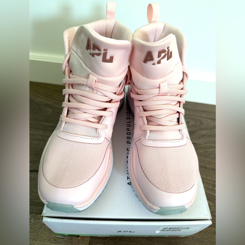 APL Techloom Defender Bleached Pink NEW With Box Size 6.5 US & 36.5 EUR